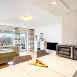 Ferienappartement Moehnesee Mit Pool Apartment Moehnesee